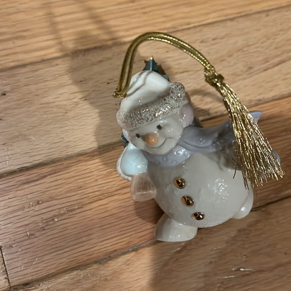 Lenox porcelain china collectible snowman ornament. NIB 3rd in series. Adorable! - Picture 7 of 10
